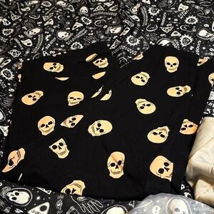 Torrid skull leggings